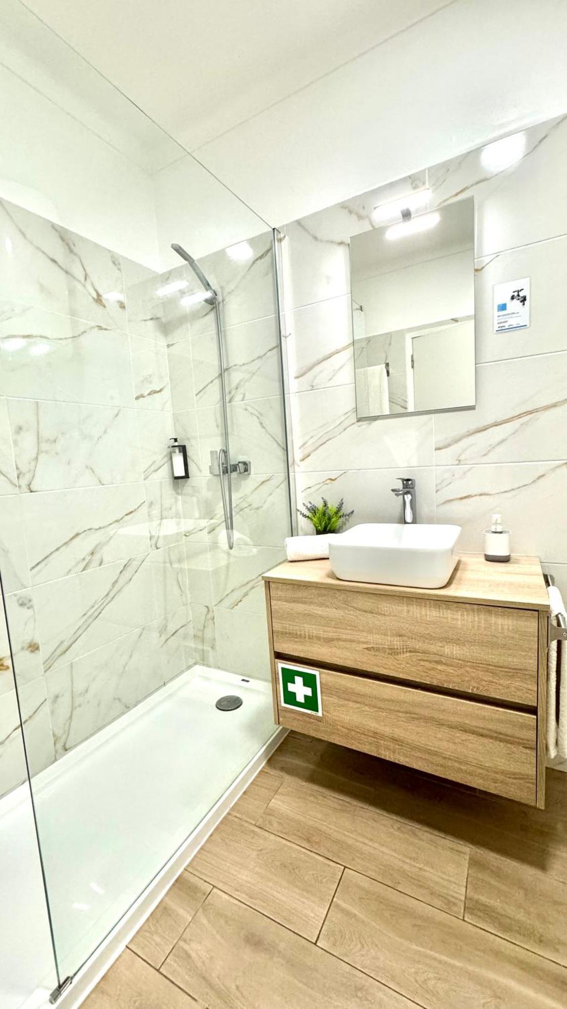 Praia Da Rocha, Vila Rosa, T1, Piscinas, Parqueamento E Internet By Ig Портиман Экстерьер фото