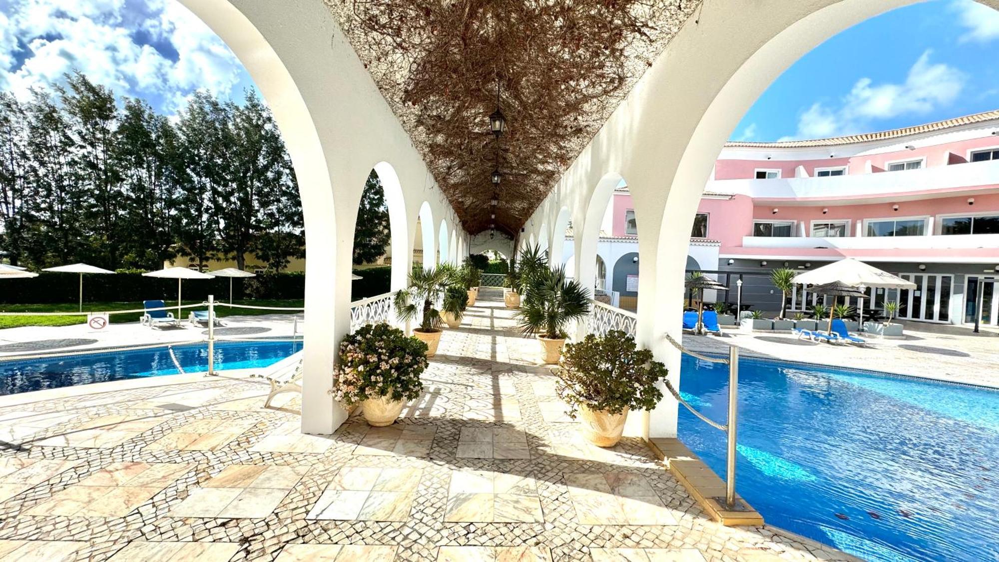 Praia Da Rocha, Vila Rosa, T1, Piscinas, Parqueamento E Internet By Ig Портиман Экстерьер фото